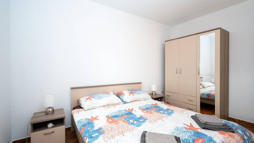 Ferienwohnung für 3 Personen, mit Terrasse in Vrsi - 4