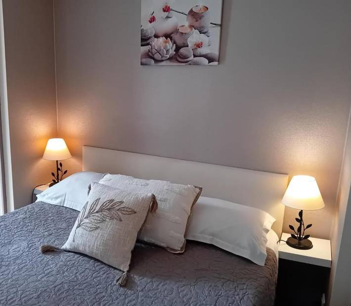 Hôtel pour 2 personnes, avec Terrasse ainsi que Jardin et Piscine à Thueyts