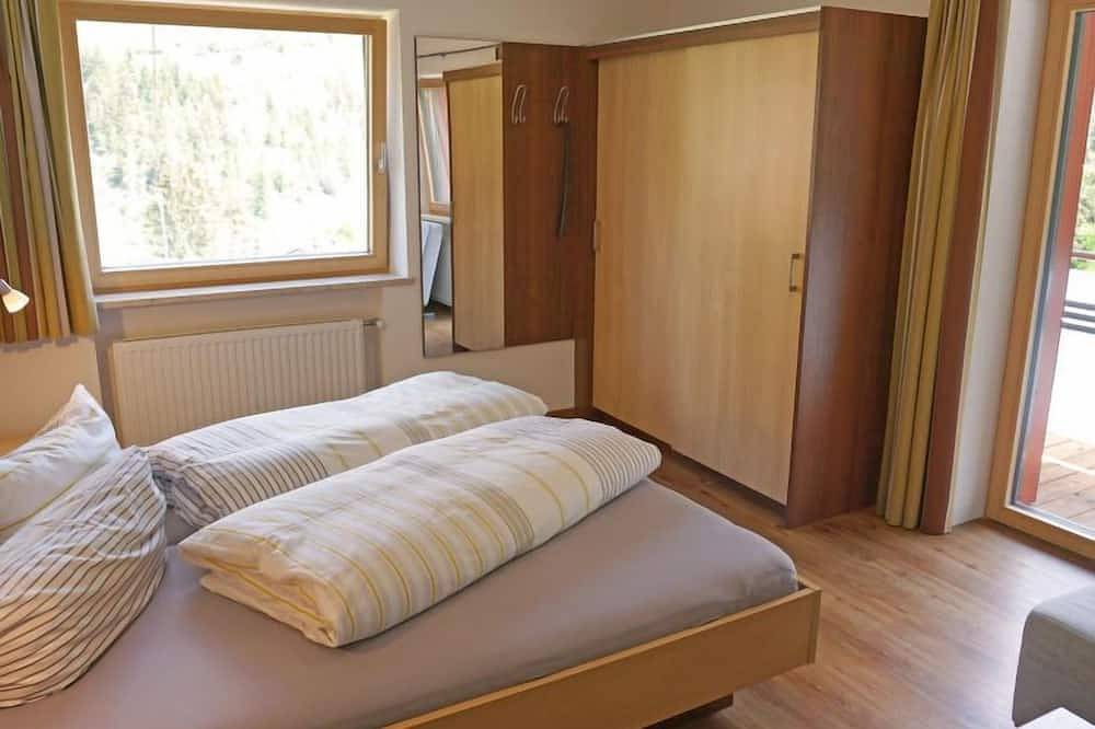 Apartamento entero, Urgbach Apart by Interhome in Fließ, Region de Tirol Alto