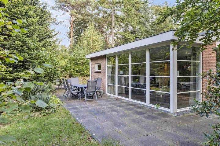 Vakantiehuis voor 8 personen, with Terras and Tuin as well as Sauna and Uitzicht in Holten