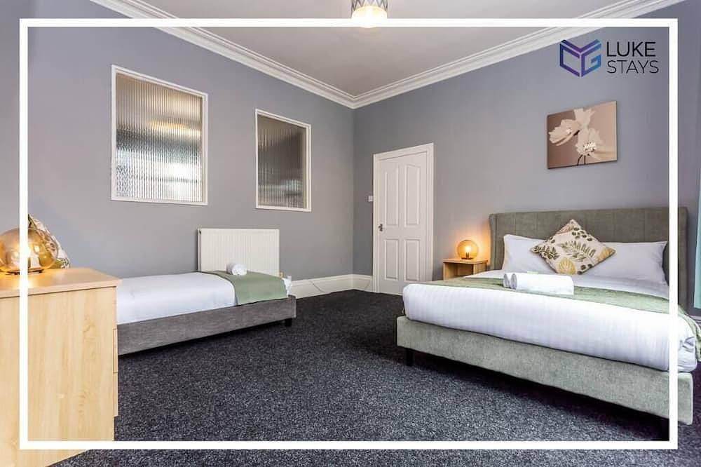 ◑Splendid 3 Bed House ◑ Yard ◑ Nr Barnes Park ◑ in Sunderland