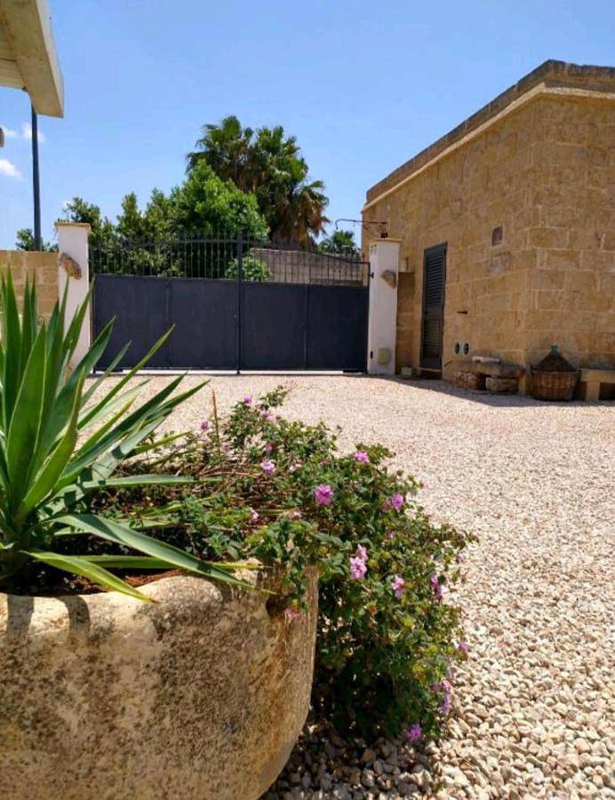 Villa with Private Pool in Baia Verde, Golfo di Taranto