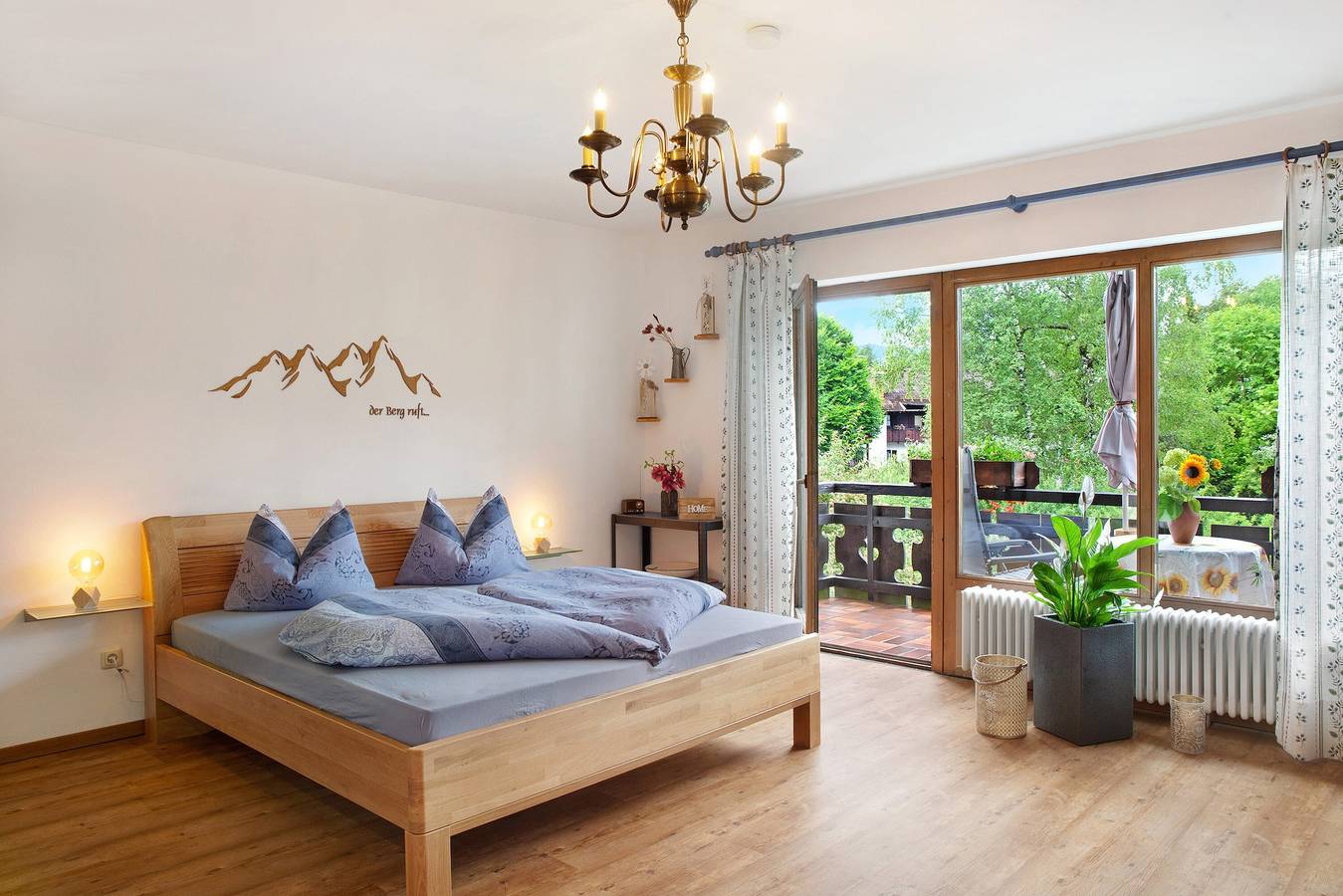 Ganzes Studio, Einzimmerapartment 'Aschaubichl - Wohnung Enzian' mit Bergblick, Balkon und Wlan in Grainau, Eibsee