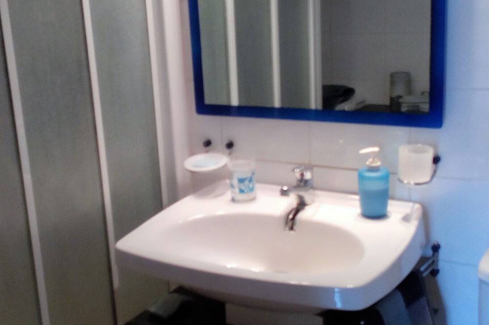 Schönes Ferienhaus 500 m vom Strand entfernt in Leucate, Narbonne und Umgebung