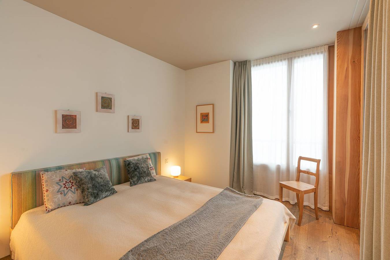 Ganze Wohnung, Chesa Piol – Stilvolle Wohnung mit Wellness & Panorama in Bregaglia, Sankt Moritz