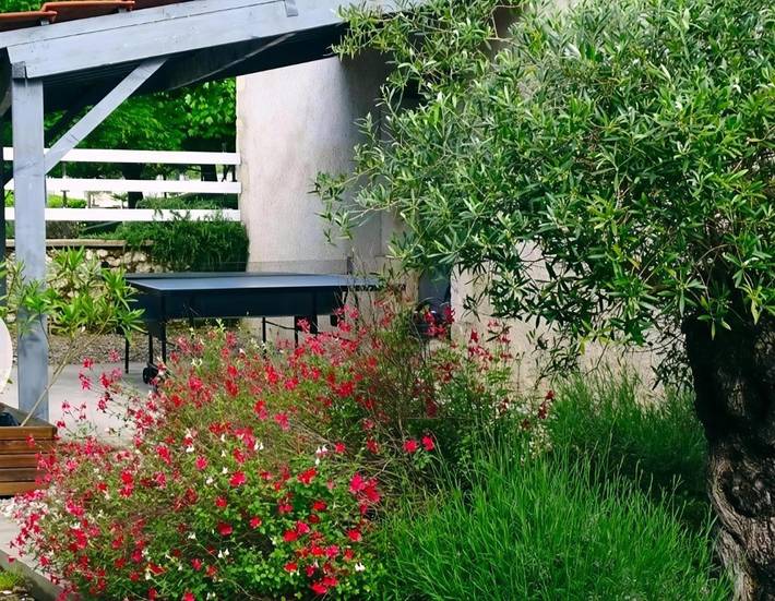 Location de vacances pour 4 personnes, avec jardin ainsi que vue et piscine dans Boulazac Isle Manoire - 4