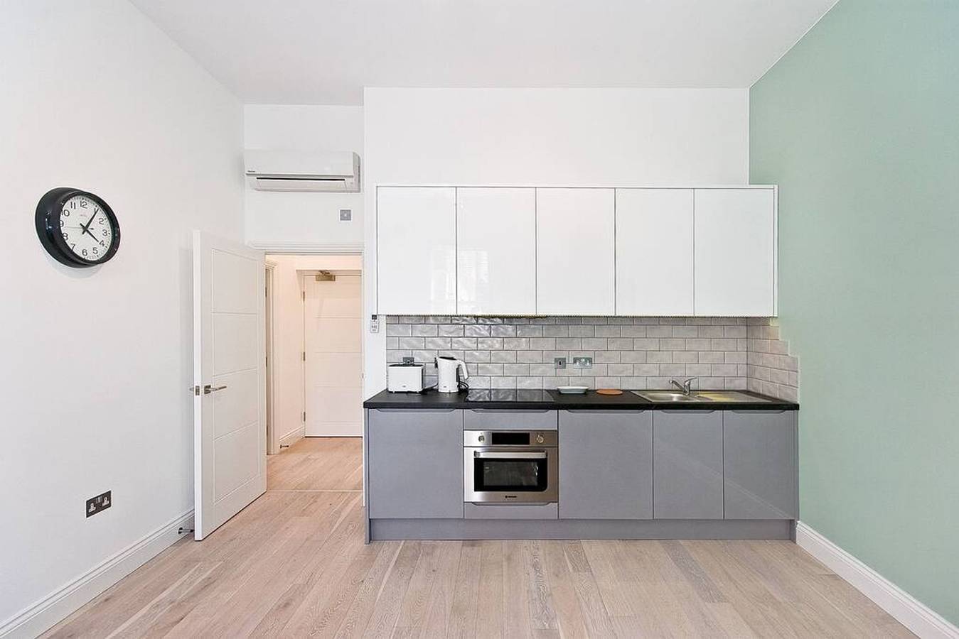 Ganze Wohnung, Bih sleeps 4 air conditioning Covent Garden in Covent Garden, London