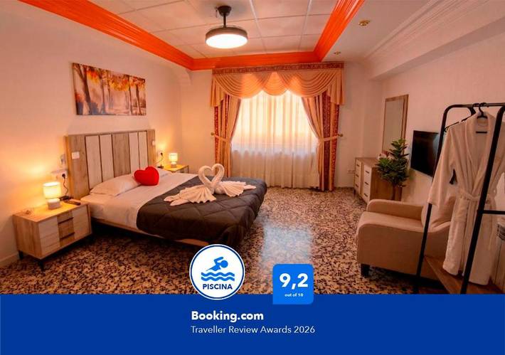 Holiday home for 6 people, with pool and terrace as well as view, with pets - 1
