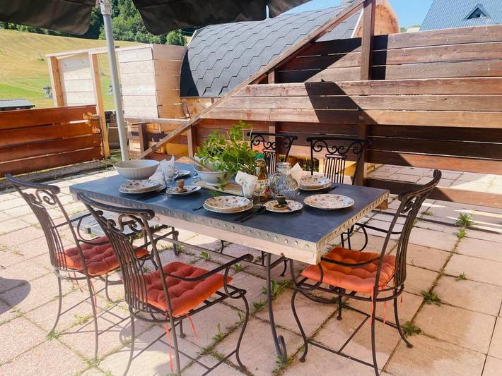 Gîte pour 4 personnes, avec Terrasse ainsi que Sauna et Vue à Ancelle - 2