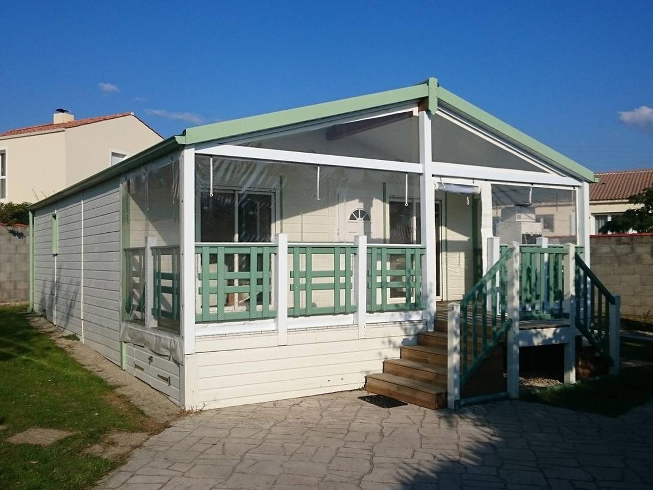 Chalet en Brem - 3 Dormitorios, Terraza, 6 Personas in Brem-sur-Mer, Valle del Loira