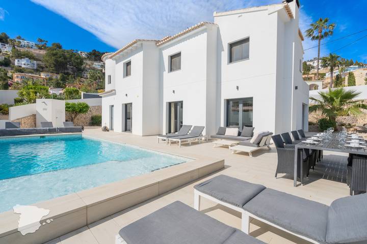 Villa für 10 Personen, mit Garten und Balkon - 1