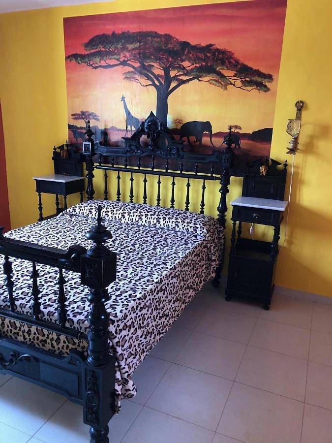 Casa rural para 2 personas, con vistas y terraza además de jardín y piscina en Yecla 