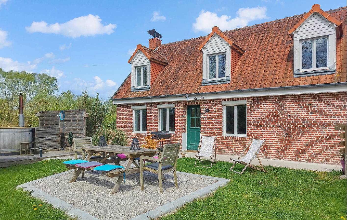 Appartement confortable dans le quartier du Clairmarais avec bain à remous extérieur in Clairmarais, Région de Saint-Omer