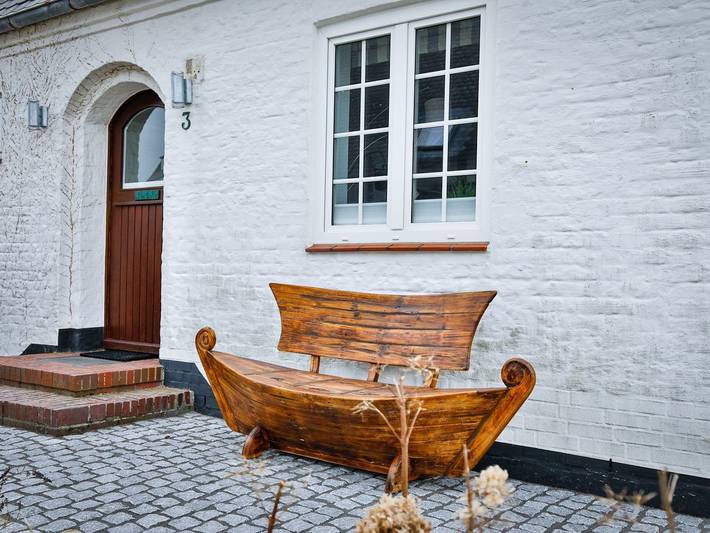 Stjerna Hüs - Ferienhaus für 6 Personen und Hund in hafennaher Lage von Hörnum mit Garten. in Hörnum, Sylt