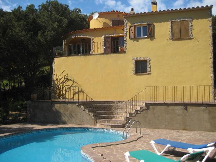 Casa rural para 6 personas, con Balcón además de Terraza y Jardín en Baix Empordà - 2