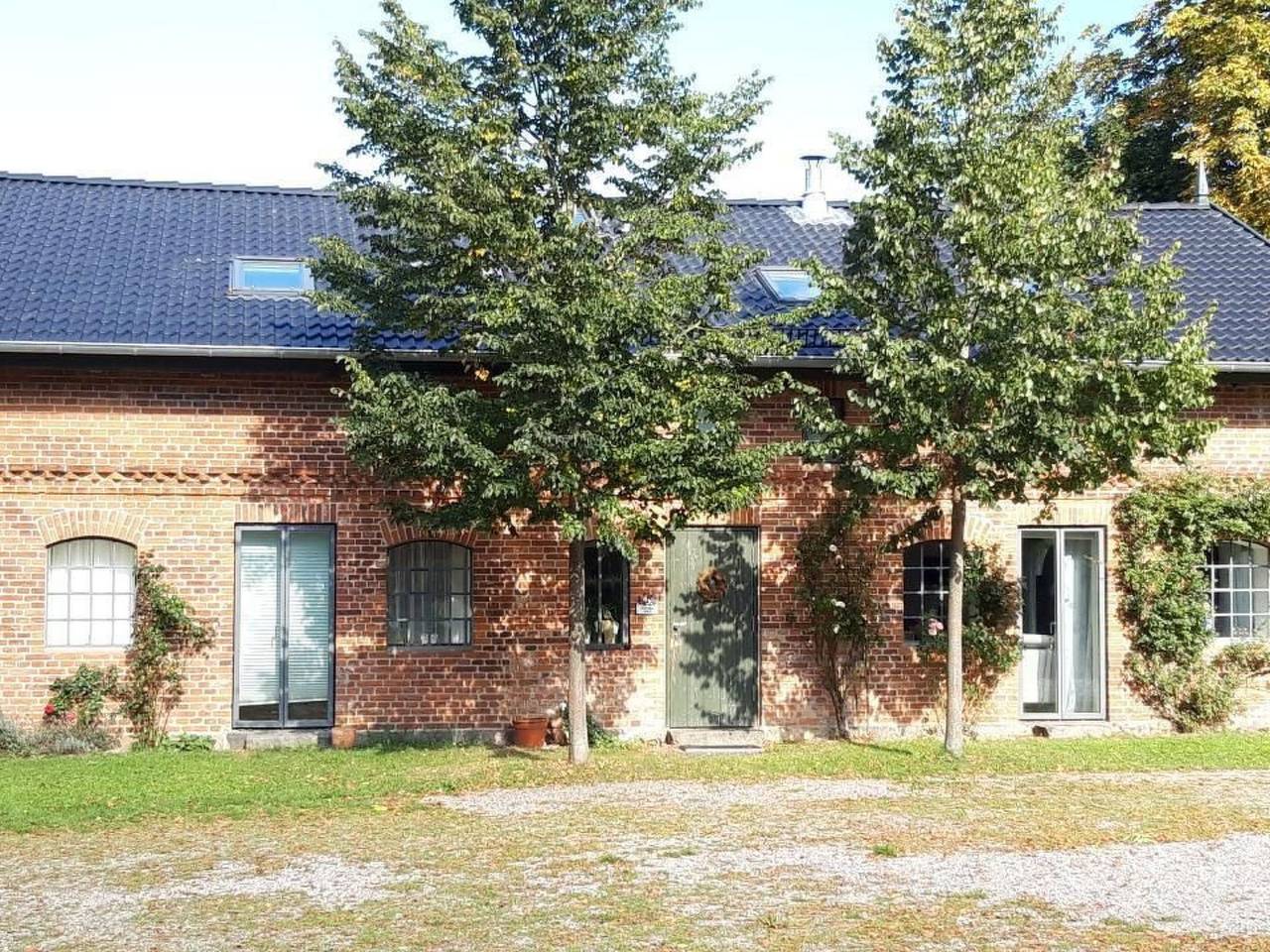 Ganze Wohnung, Gutshofambiente 1 in Stockelsdorf, Ostholstein