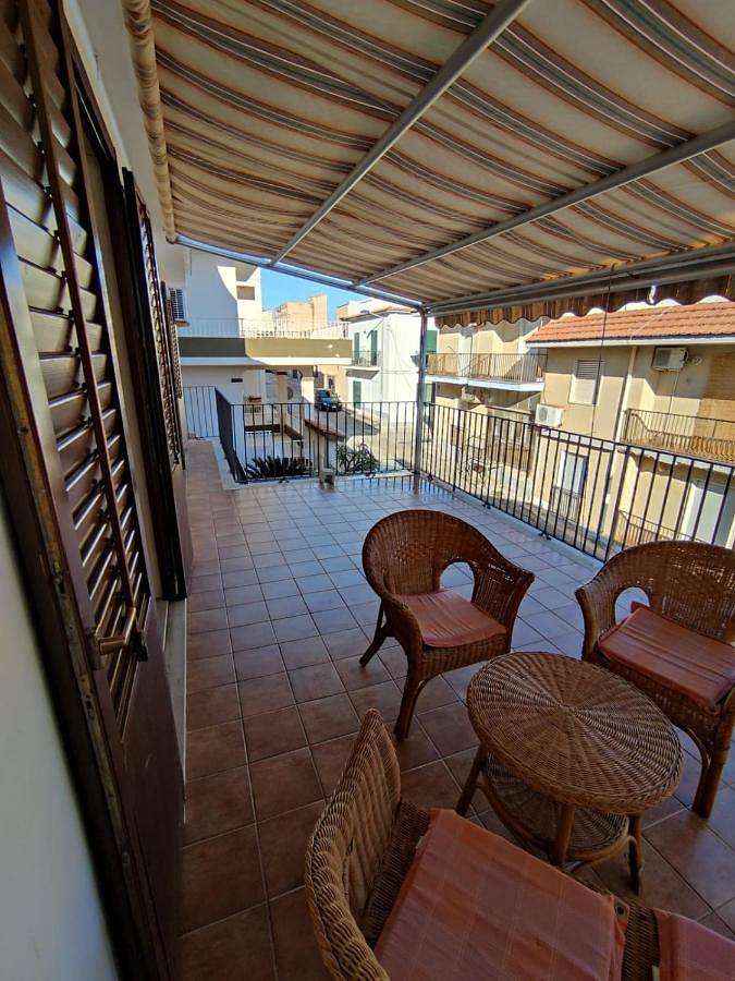 Location de vacances pour 6 personnes, avec terrasse et vue, animaux acceptés à Sampieri - 4