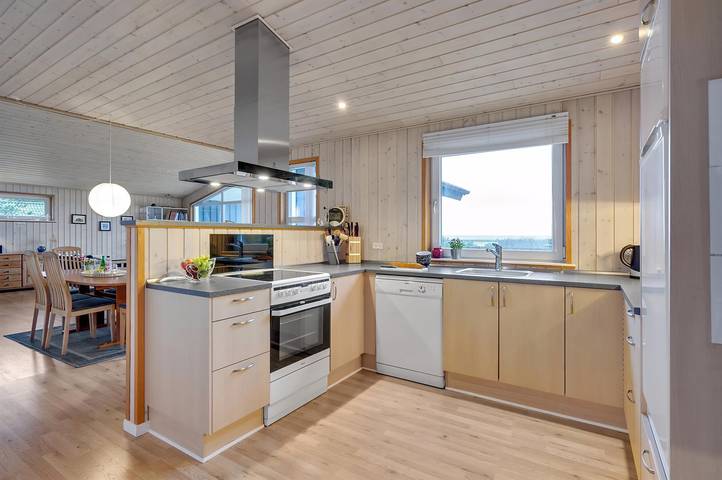Beautiful home in Løgstør w/ WiFi and 4 Bedrooms in Trend, Limfjord in Nordjütland