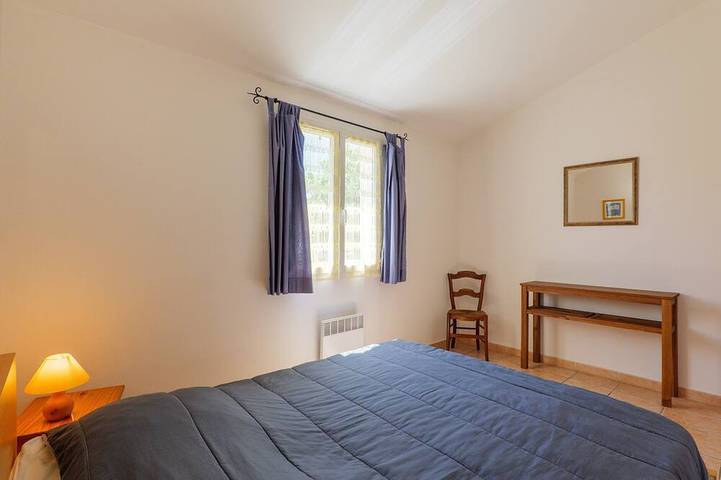 Location de vacances pour 6 personnes, avec piscine et jardin à Bessas - 3