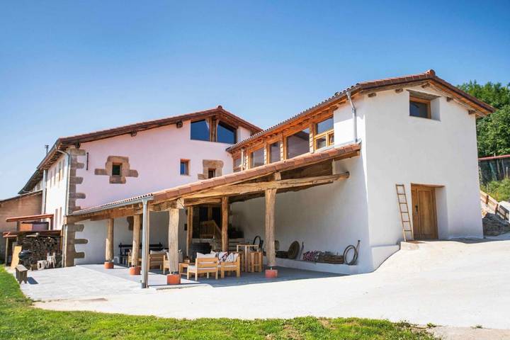 Hôtel pour 8 personnes, avec Terrasse ainsi que Jardin et Vue à Tolosa