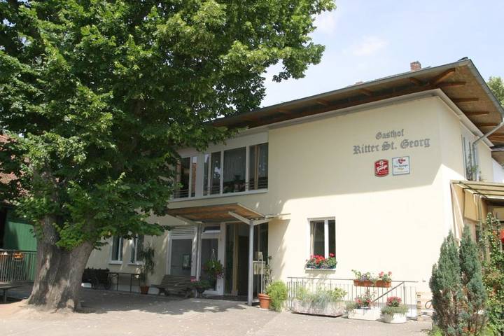 Hotel für 4 Personen, mit Terrasse und Garten in Erlangen - 2