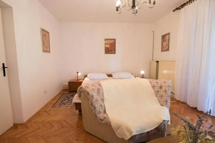 Ferienwohnung für 6 Personen, mit Terrasse in Mali Lošinj - 2