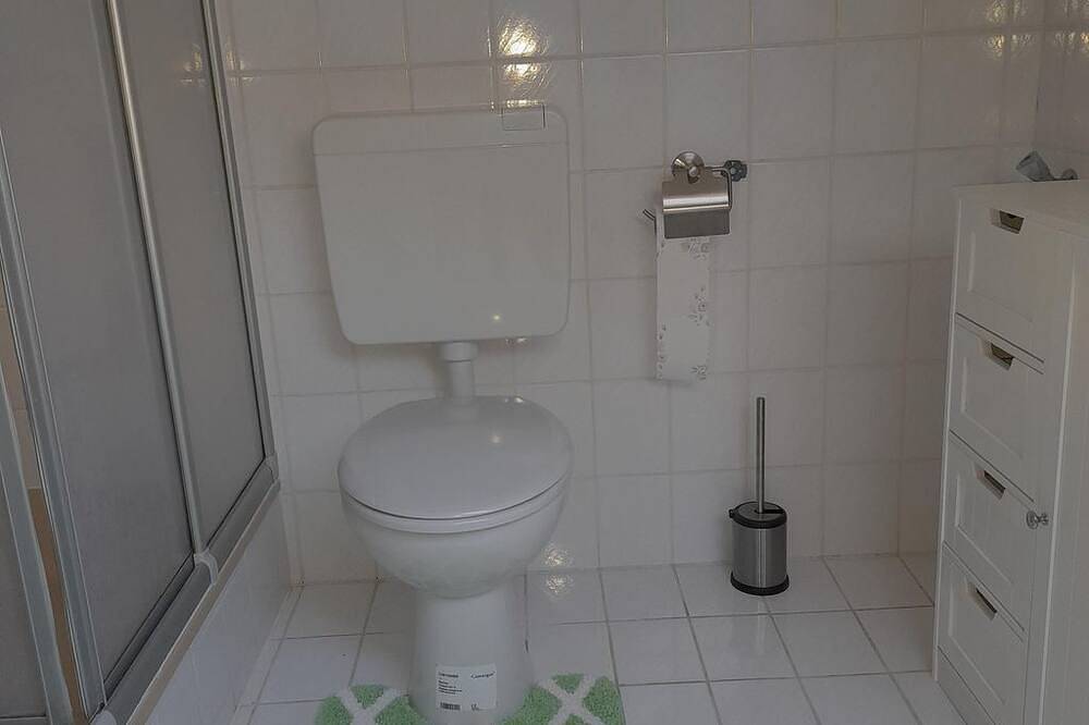 Ganze Wohnung, Ferienwohnungen am Sonnenhang - Ferienwohnung am Sonnenhang: Dachgeschoss in Reuschenbach, Hausen (Wied)