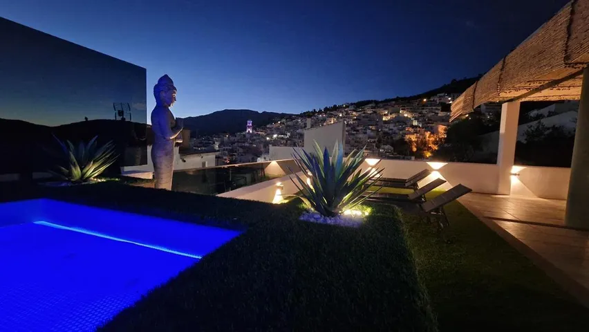 Apartamento de vacaciones para 2 personas, con jardín además de piscina y terraza - 1