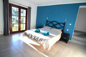 Villa pour 7 Personnes dans Torreguadiaro, San Roque, Photo 1