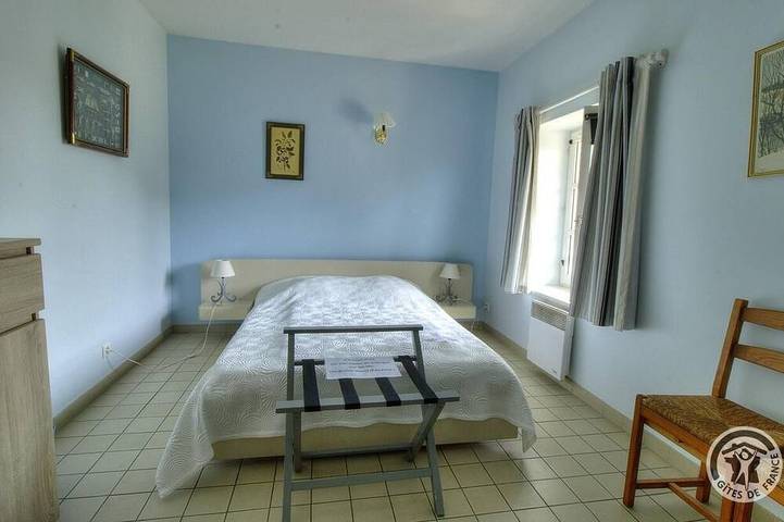 Location de vacances pour 5 personnes, avec jardin et piscine à Saint-Julien (Rhône) - 2