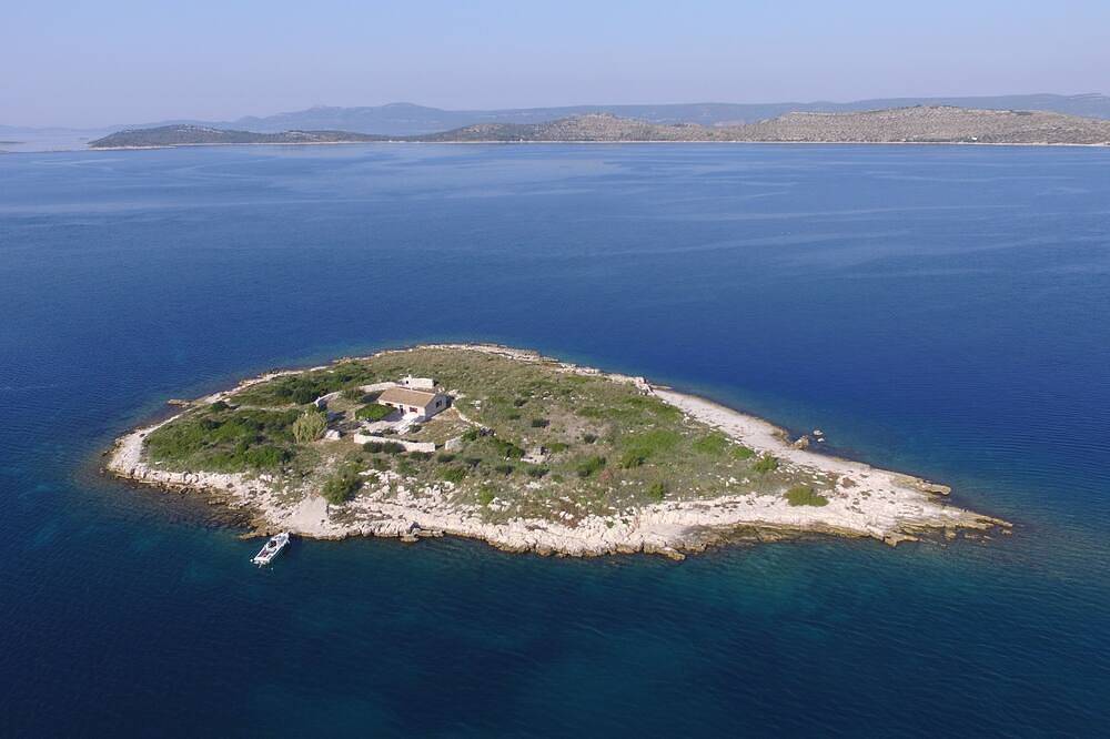 Isola Ravna Sika, un luogo di pace e tranquillità in Kornati, Parco Nazionale Kornati