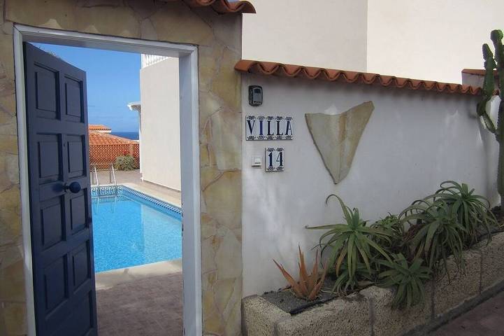 Villa pour 8 personnes, avec terrasse et jardin - 1
