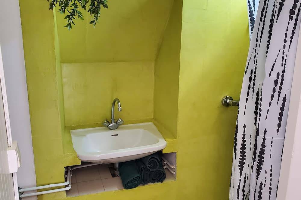 Maison  de campagne a côté de l'Allier randonnées  Vtt  baignade pêche canoë in Cerzat, Haute-Loire