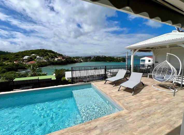 Location de vacances pour 6 personnes, avec piscine et terrasse à Le Robert - 2