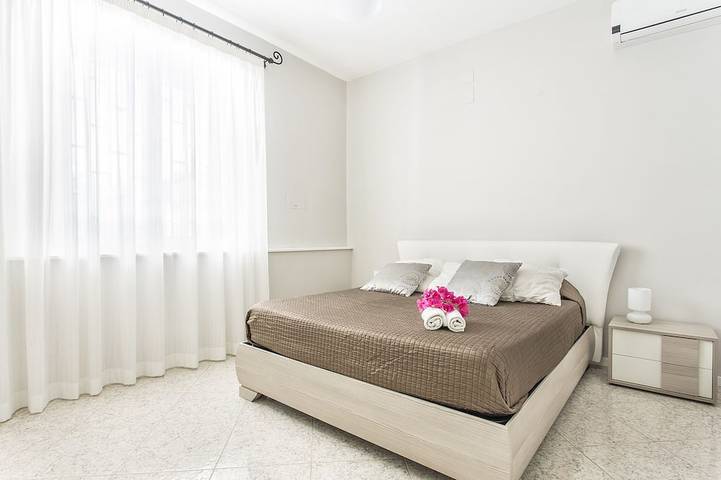 *Sikelia Luxury Home *Exclusive Pool & Relaxation! in Altavilla Milicia, Palermo Province