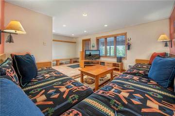 Vacation House for 10 Guests in Teton Village, Bridger-Teton National Forest, Picture 2