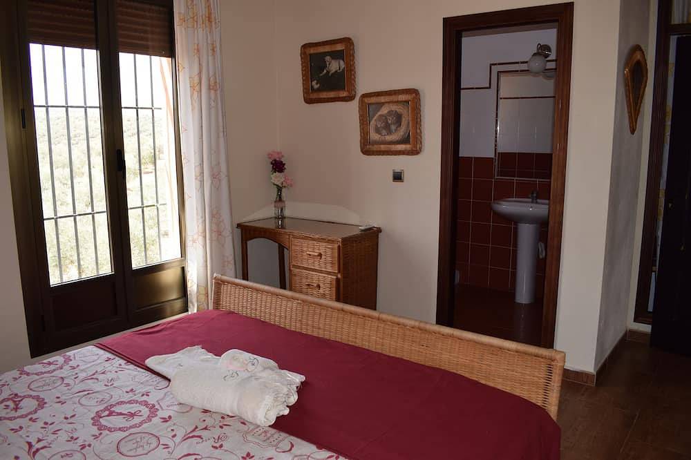 Bett-Rebe, schöne und geräumige Haus im Herzen von Andalusien. in Palenciana, Córdoba Provinz