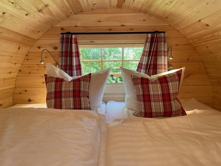 Camping für 4 Personen, mit Ausblick und Seeblick sowie Terrasse an der Ostsee Schleswig-Holstein - 2