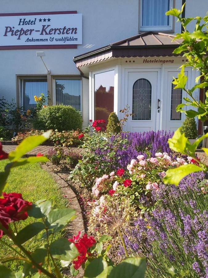 Hotel für 2 Personen, mit Balkon und Terrasse sowie Garten und Pool in Bad Laer