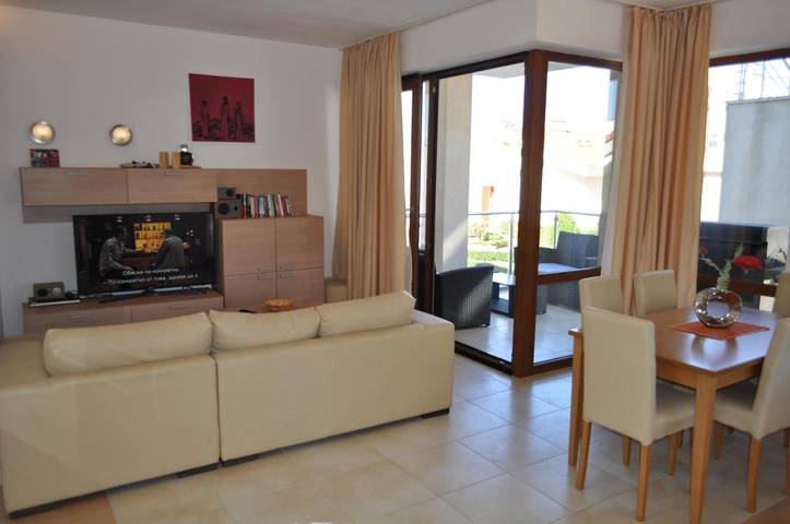 Villa pour 7 personnes, avec terrasse ainsi que piscine et vue en Bulgarie - 4