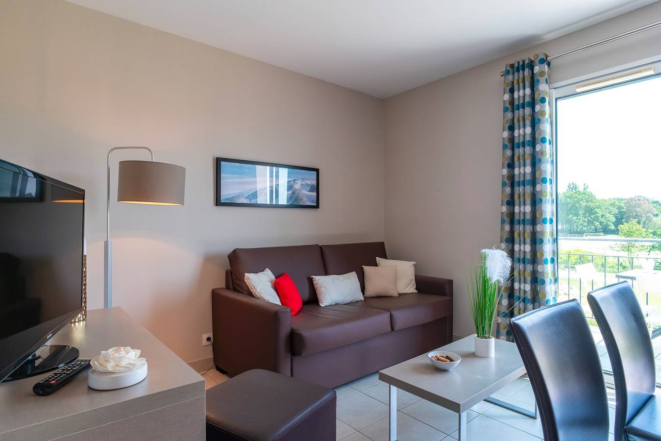 Apartamento entero, Les Thermes 521 - Appt proche plage avec piscine partagée in Concarneau, Region de Quimper