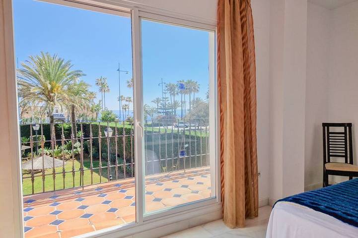 Ganze Wohnung, Strandnahes 3-Zimmer-Apartment in San Pedro in San Pedro de Alcántara, Marbella