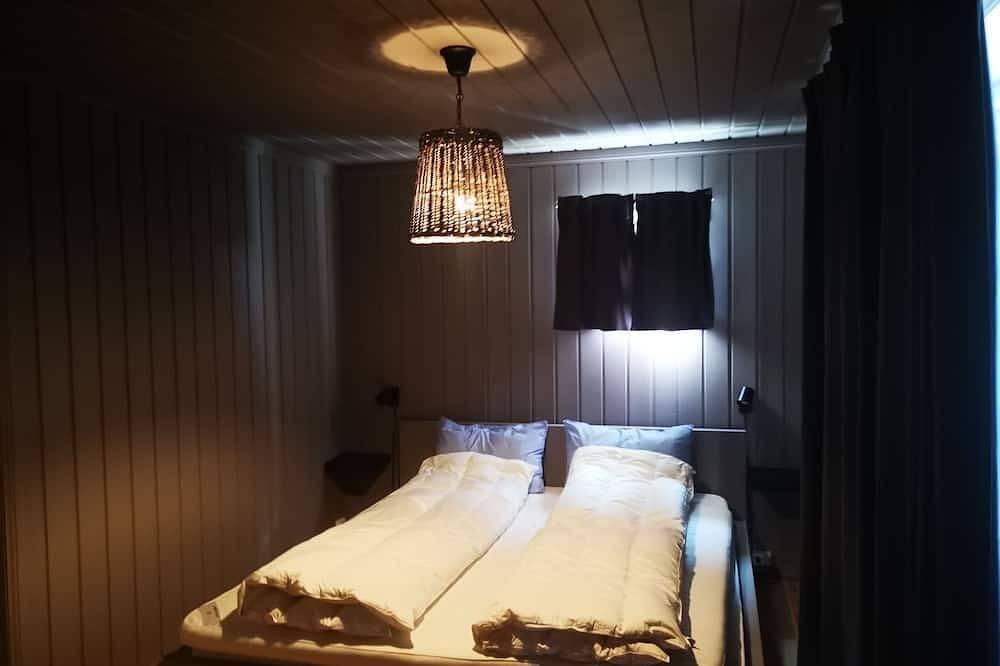 Eksklusiv familiehytte, 13 seng, panorama, sol hele dagen Turløyper like utenfor in Kvinesdal 