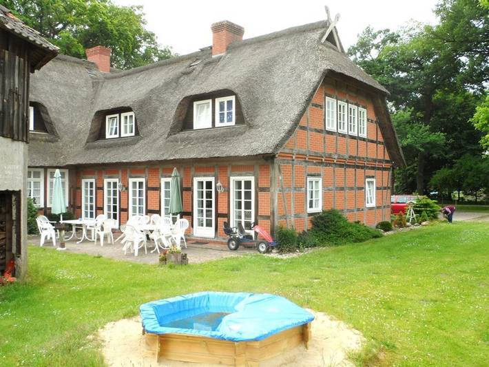 Ferienhaus für 5 Personen, mit Garten und Terrasse - 1