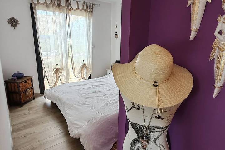 Maison avec jacuzzi privé in Lagorce, Ardèche