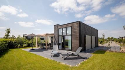 Ferienhaus für 4 Personen, mit Balkon/Terrasse und Terrasse in Goeree-Overflakkee