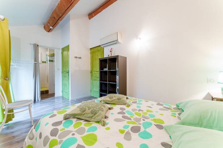 Chambre d’hôte pour 2 personnes, avec Jardin dans le Vaucluse - 4
