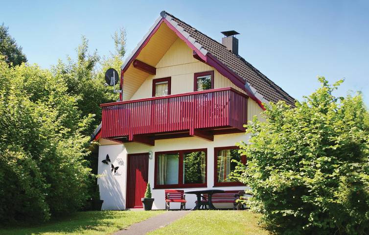 Bauernhof für 6 Personen, mit Terrasse und Garten in Kirchheim