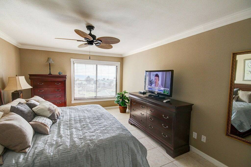 Ganze Wohnung, Ct 2357 Ocean View Condo - Paradise Vacation Rental in Ocean Village in Fort Pierce, Hutchinson Island