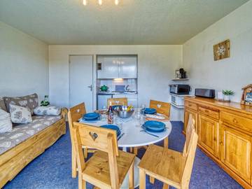 Gîte pour 5 personnes, avec balcon dans Le Corbier